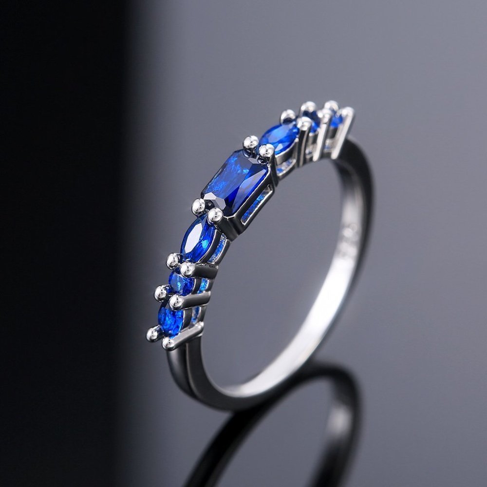 💎Tiny Rectangular Bright Royal Blue Shiny Zircon Trendy Ring for Women,PD685